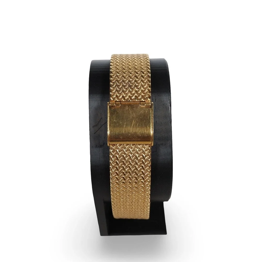 Sergio Valente Classic Quartz Watch Gold Tone Mesh Bracelet Swiss Parts Vintage